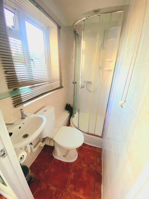 Evo A - Gravesend 1 Bedroom Apartment Eksteriør bilde