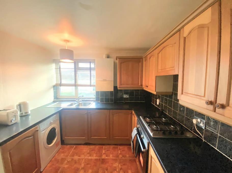 Evo A - Gravesend 1 Bedroom Apartment Eksteriør bilde