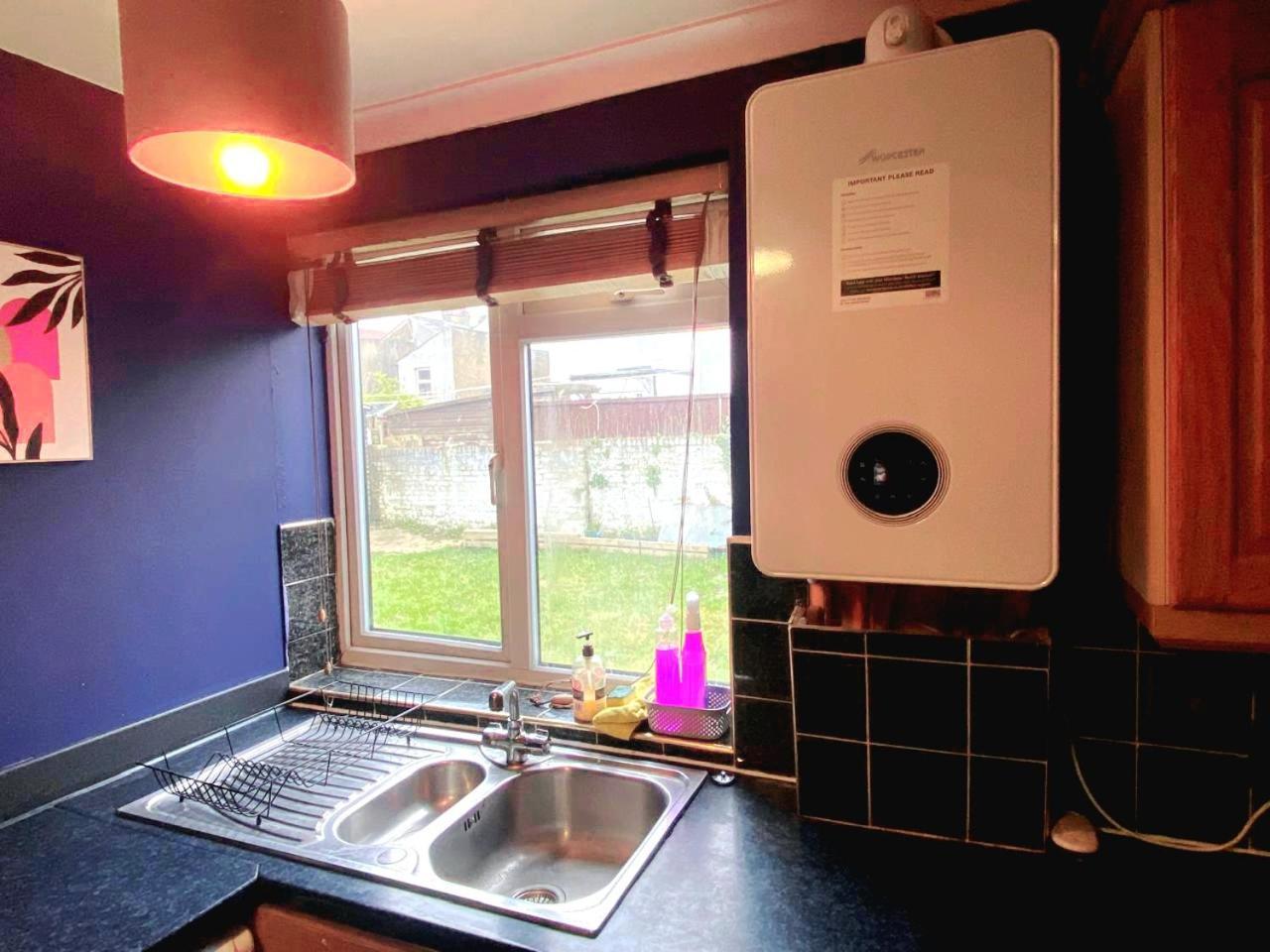 Evo A - Gravesend 1 Bedroom Apartment Eksteriør bilde